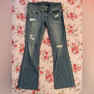 Distressed American Eagle Original Boot Denim Jeans - size 6R